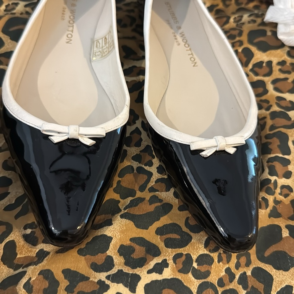 Stubbs & Wootton Black and White Flats with Elegant Trim - Picture 8 of 11